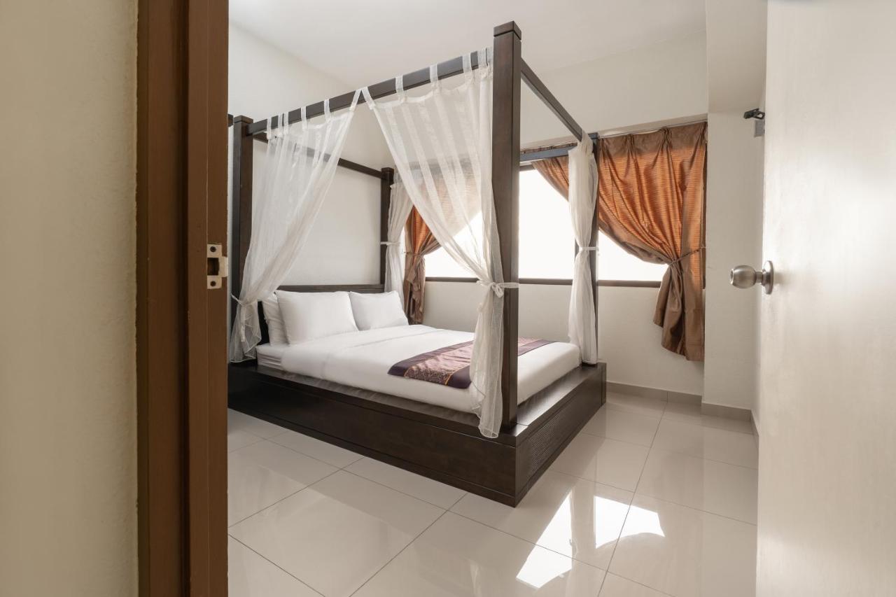 Deluxe Seaview 2304 - 2